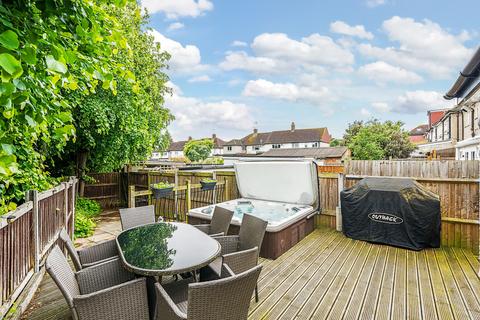 94 Culvers Avenue, Carshalton, SM5 2BJ