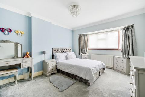 94 Culvers Avenue, Carshalton, SM5 2BJ