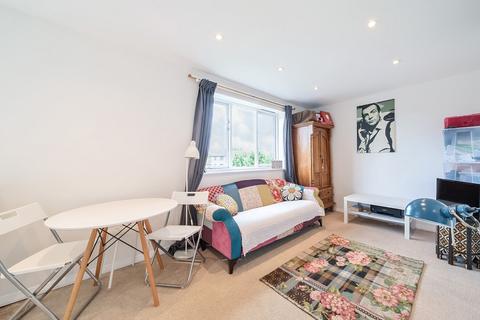 80 New Road, Mitcham, CR4 4LT