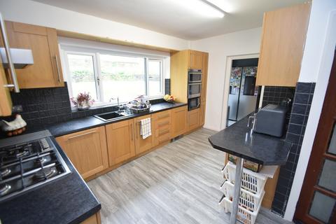 10 Dene Hill, Bradford, BD9 6AT