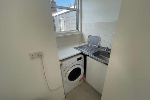 1 bedroom flat for sale, Susans Road, Eastbourne BN21