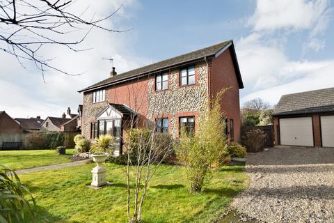 4 bedroom detached house for sale, Bodham