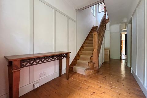 73 Monks Orchard Road, Beckenham, BR3 3BJ