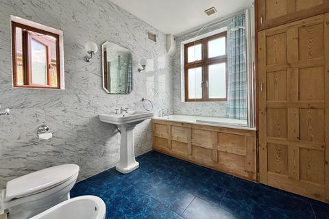 73 Monks Orchard Road, Beckenham, BR3 3BJ