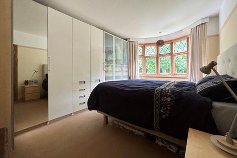 73 Monks Orchard Road, Beckenham, BR3 3BJ