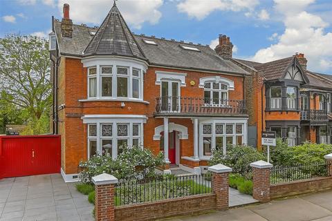 5 bedroom detached house for sale, Northumberland Avenue, Wanstead, London
