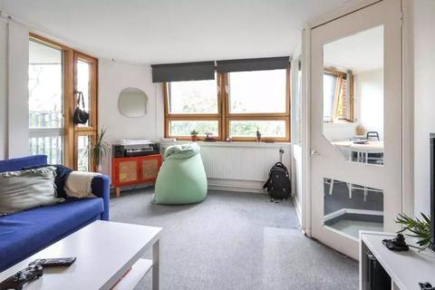 3 bedroom apartment for sale, Blantyre Walk, Chelsea SW10