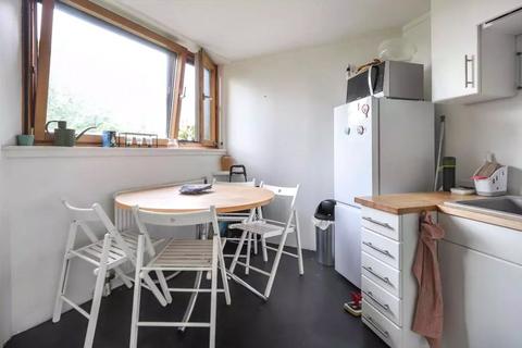3 bedroom apartment for sale, Blantyre Walk, Chelsea SW10