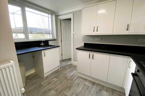 2 bedroom apartment to rent, Pier Road, Gravesend