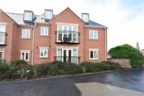 3 bedroom apartment for sale, Heatley Court, Whitchurch