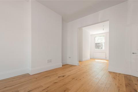 3 bedroom terraced house to rent, Nightingale Road, London, NW10