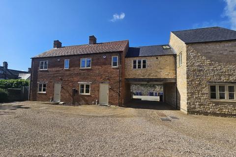 2 bedroom end of terrace house for sale, Print Works Close, Brackley