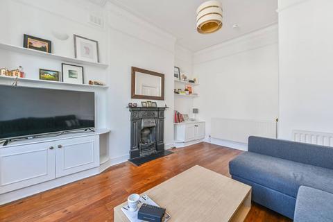 1 bedroom flat for sale, Byrne Road, Balham, London, SW12