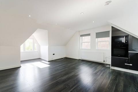 2 bedroom flat for sale, Kenton Road, Harrow, HA1