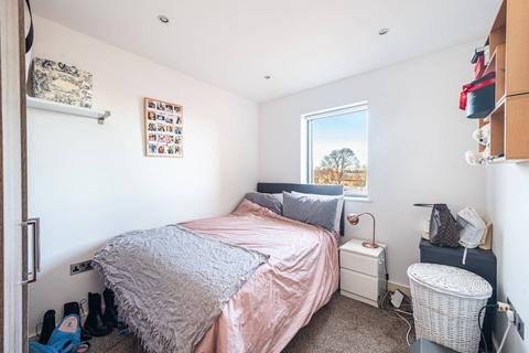 2 bedroom flat to rent, Copenhagen Street, King's Cross, London, N1