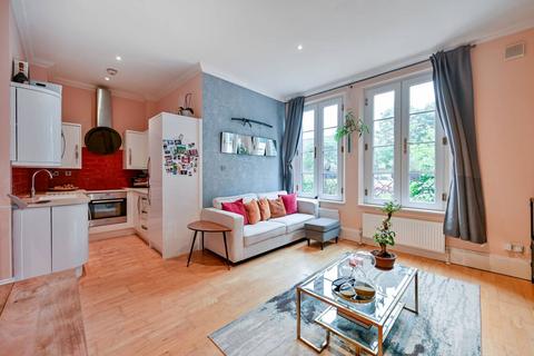 2 bedroom flat for sale, Grange Road, Kingston, Kingston upon Thames, KT1