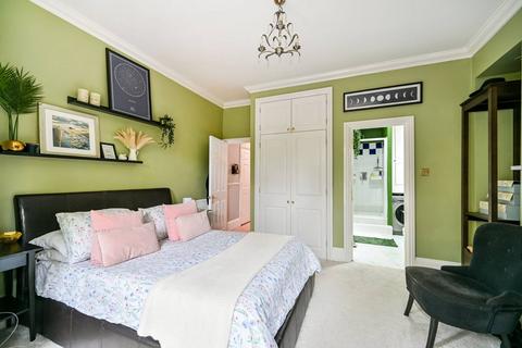 2 bedroom flat for sale, Grange Road, Kingston, Kingston upon Thames, KT1