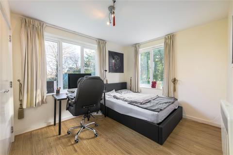 2 bedroom flat for sale, Amelia House, 2 Strand Drive, Richmond