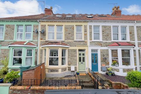 3 bedroom terraced house for sale, Pendennis Park, Brislington, Bristol, BS4 4JL