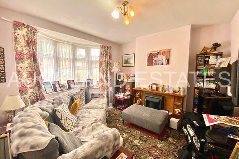 3 bedroom semi-detached house for sale, Oulton Crescent, Potters Bar EN6