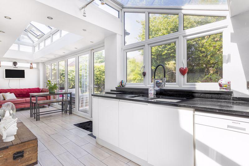Kitchen to Garden