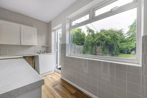 18 Lodge Close, Orpington, BR6 0QQ