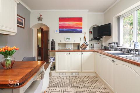 91 Coton Lane, Tamworth, B79 7ST