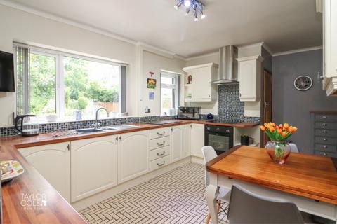 91 Coton Lane, Tamworth, B79 7ST