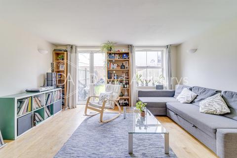 undefined, Clifden Mews, Homerton, London