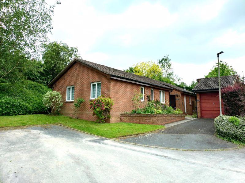 Applefield, Firdale Park, Northwich 4 bed property for sale £325,000