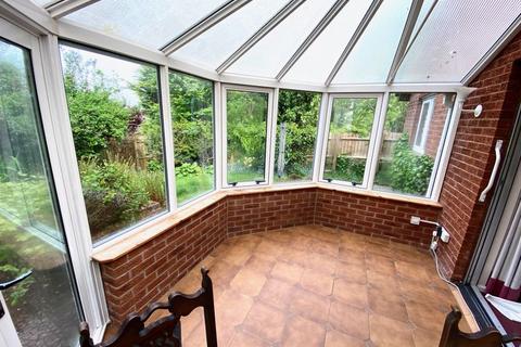 11 Applefield, Northwich, CW8 4TE