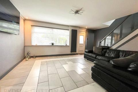 3 bedroom end of terrace house to rent, Pot Hill, Ashton-under-Lyne, Greater Manchester, OL6