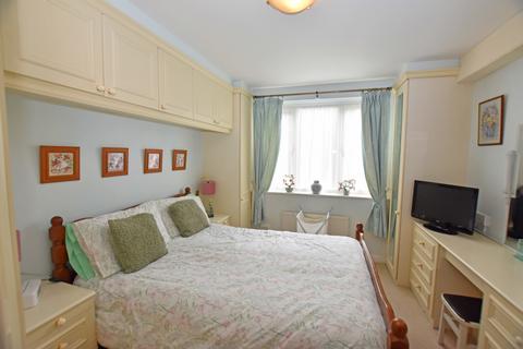 2 bedroom ground floor flat for sale, Keld Close, Scarborough YO12