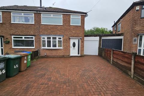 3 bedroom semi-detached house for sale, Wilson Avenue, Heywood, OL10 4SH