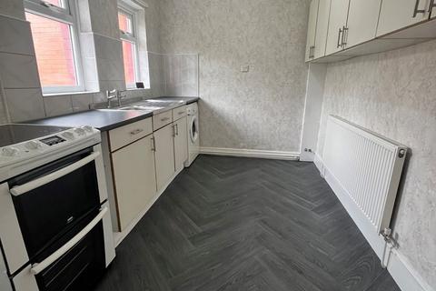17 Walker Drive, Bradford, BD8 9ES