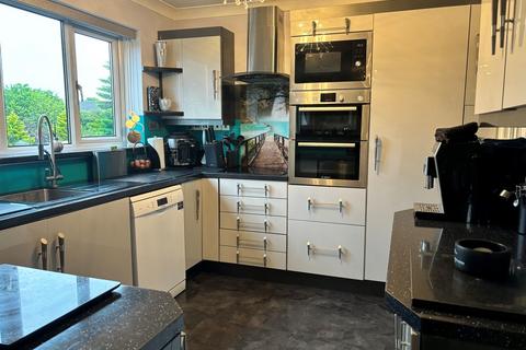 3 Hawke Road, Kewstoke, Weston-super-mare, BS22 9LB