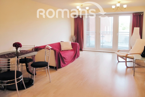 2 bedroom apartment to rent, Winterthur Way