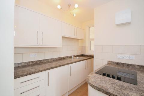 2 bedroom apartment to rent, Wilton Park Road, Shanklin