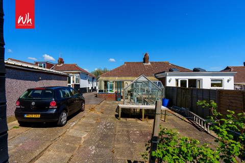 2 bedroom semi-detached bungalow for sale, Newtimber Drive, Portslade