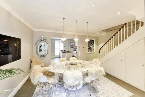 35 Seymour Walk, London, SW10 9NE