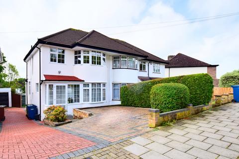 3 bedroom semi-detached house to rent, Vernon Drive, Stanmore HA7