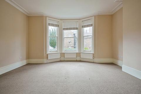 1 bedroom flat to rent, Sinclair Mansions, Richmond Way
