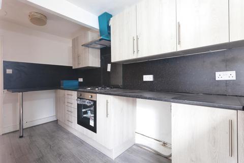 1 bedroom flat to rent, High Street, Walthamstow,  London, E17