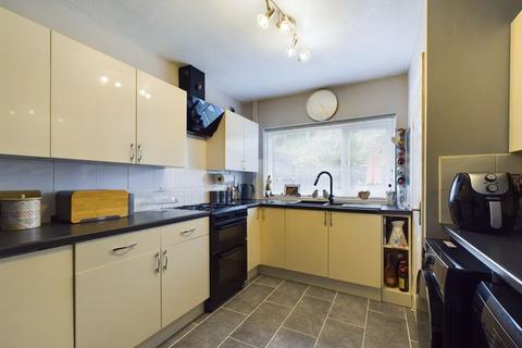 3 bedroom semi-detached house for sale, Hollyhurst Road, Telford TF2