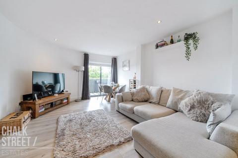 1 bedroom flat for sale, Carla Court, Southend Arterial Road, Romford, RM2