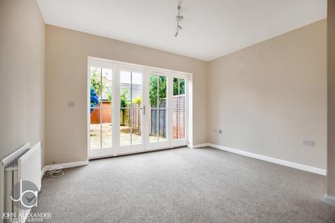 4 bedroom townhouse for sale, Garland Road, Colchester