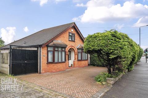 3 bedroom detached bungalow for sale, Ardleigh Green Road, Hornchurch, RM11