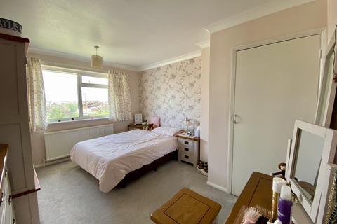 76 Anderida Road, Eastbourne, BN22 0PZ