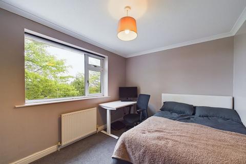 41 Queens Drive, Whitby, YO22 4HN