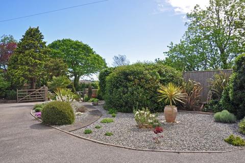4 bedroom detached bungalow for sale, Philleigh, The Roseland Peninsula